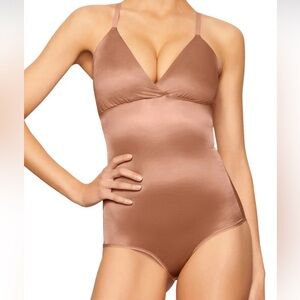 Dusty Pink SKIMS Bodysuit - Size M